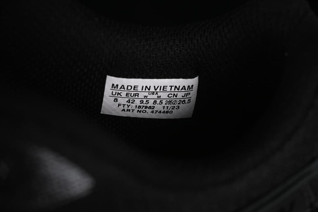 Interior size label showing the photographed sample size