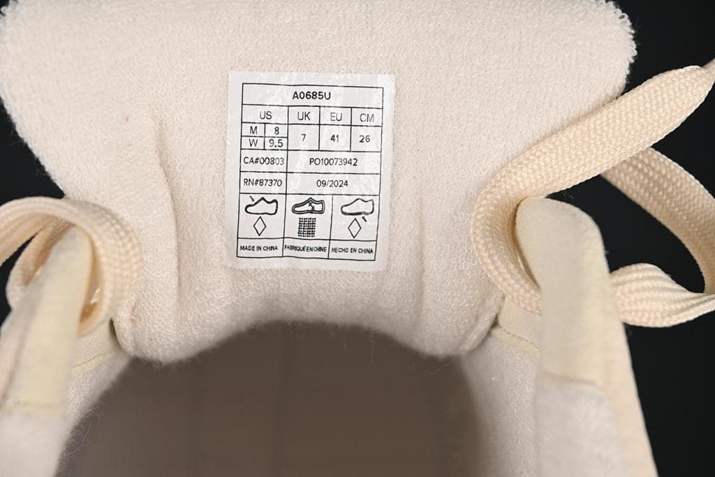 Tongue size label showing a sample shoe marked EU 41