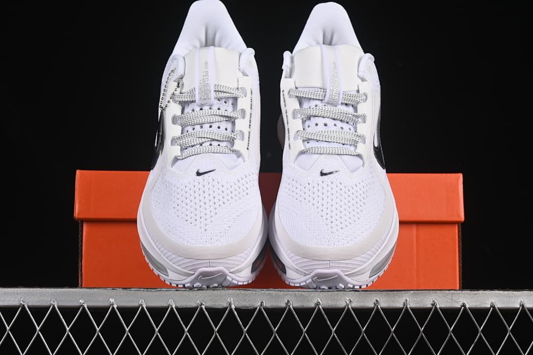 Front view of the pair showing the mesh toes and grey laces.