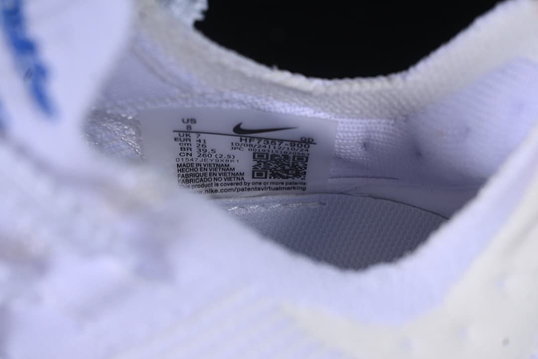 Close-up of the shoe's interior size label.