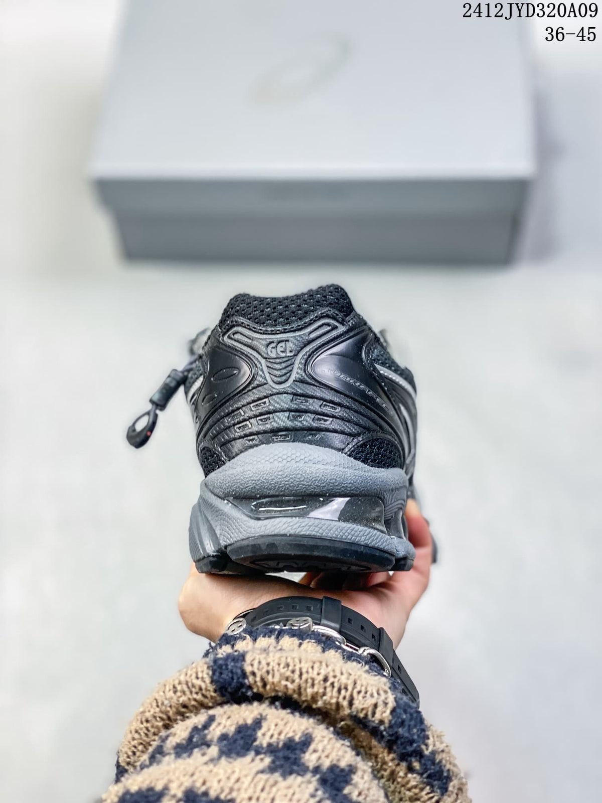 Rear view of a gray sneaker with GEL branding; image overlay reads 2412JYD320A09 and 36–45.