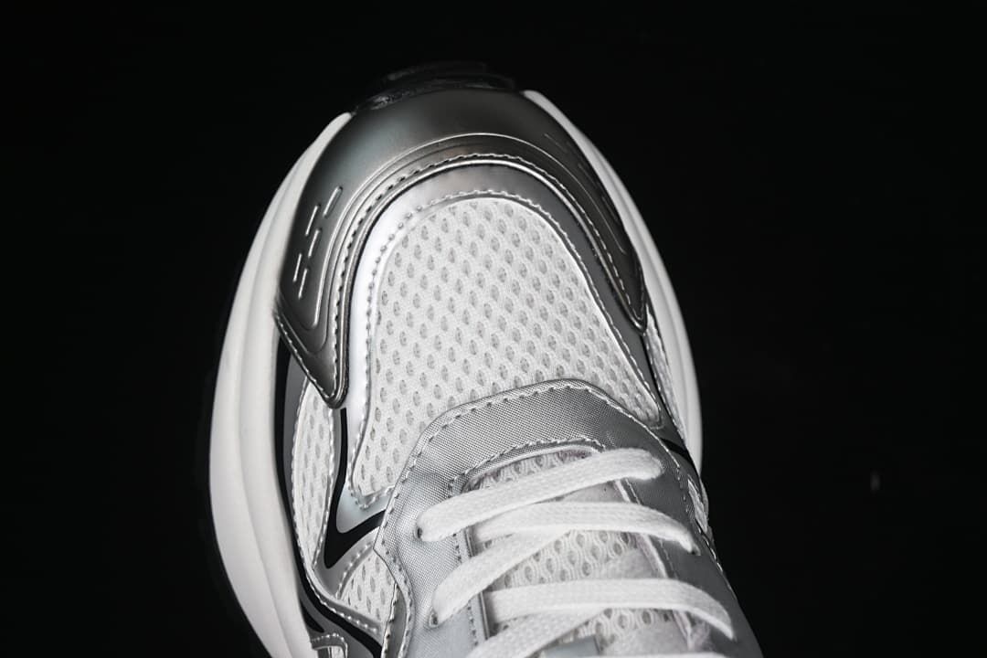 Top-front view of the mesh-look toe and white laces