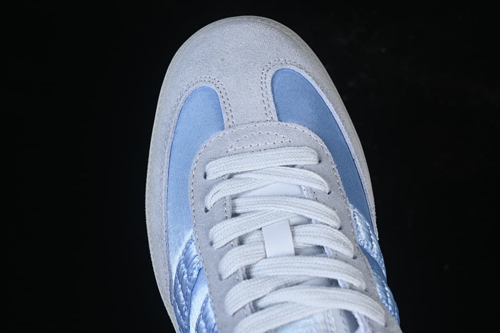 Top view of toe and white laces