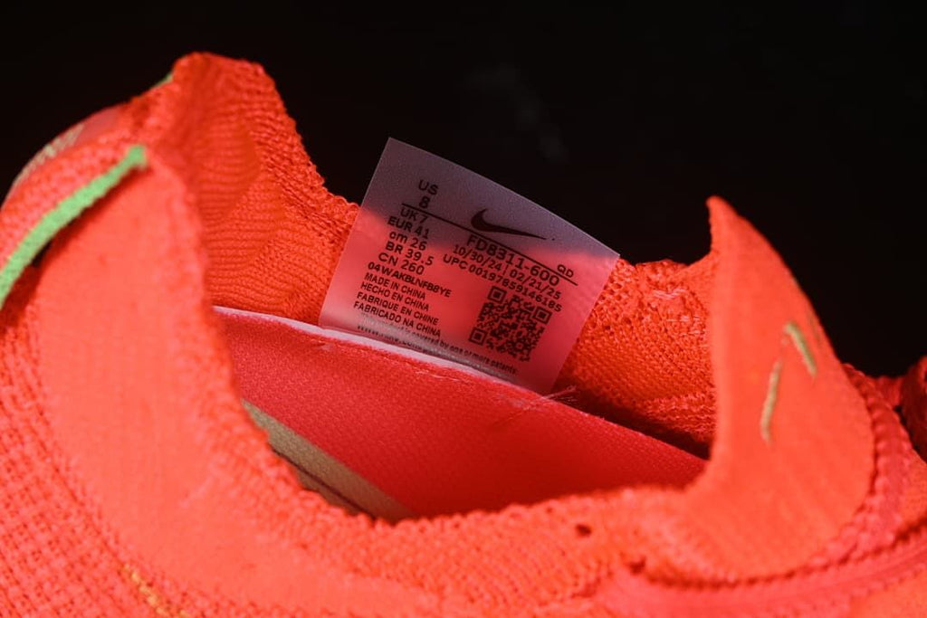 Close-up of shoe interior label showing US 8, UK 7, EU 41 and CM 26.
