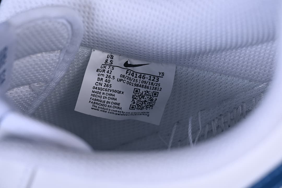 Inside size label showing EU 42 and US 8.5