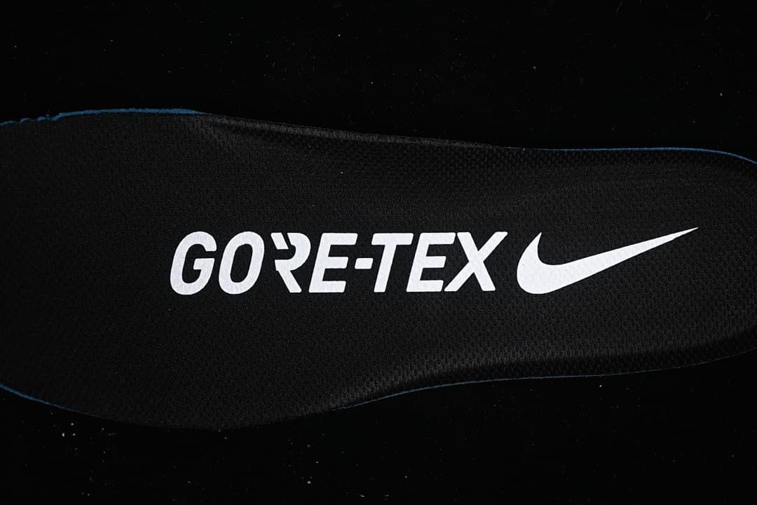 Close-up of insole with GORE-TEX and Swoosh branding