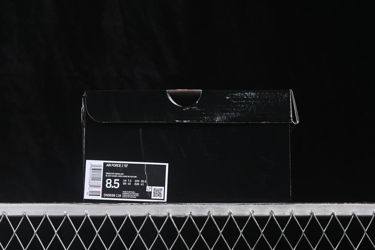 Photographed black shoe box with a label showing Air Force 1 '07, DN9688-118, EU 42, US 8.5 and CM 26.5.