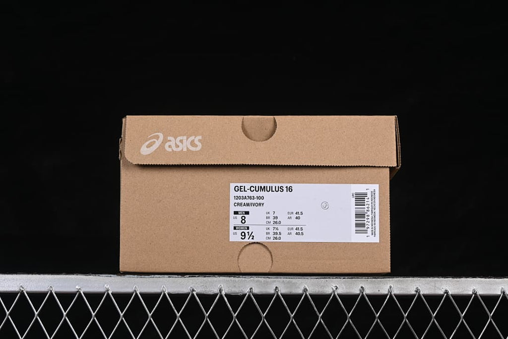 Shoebox label showing GEL-CUMULUS 16, style code 1203A763-100, and CREAM/IVORY