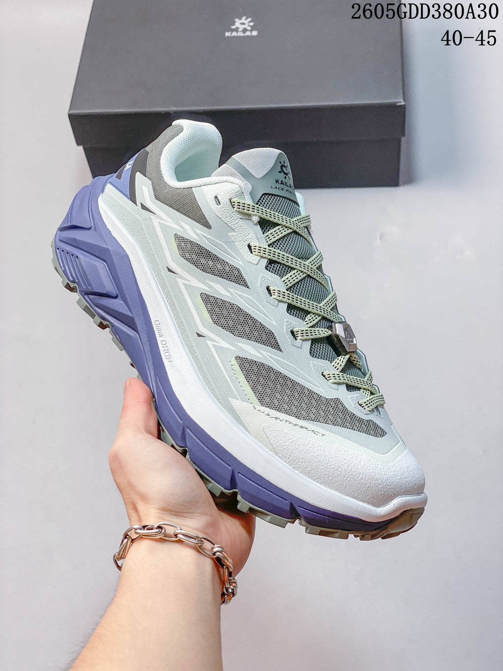 Angled side view of the Kailas C4 trail shoe; image also displays the size range 40–45.