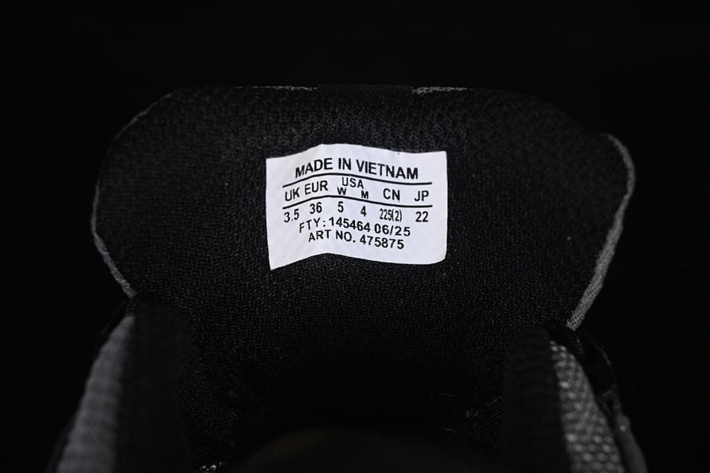 Tongue size label showing a photographed sample size and style number.