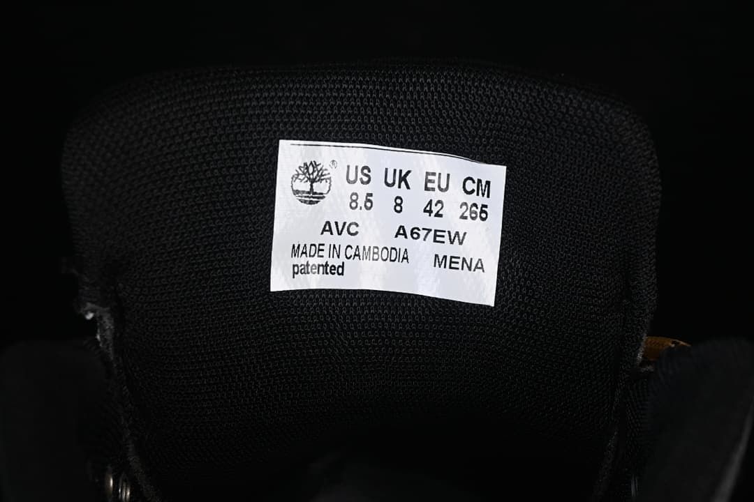 Boot tongue size label showing US 8.5, UK 8, EU 42, and CM 265
