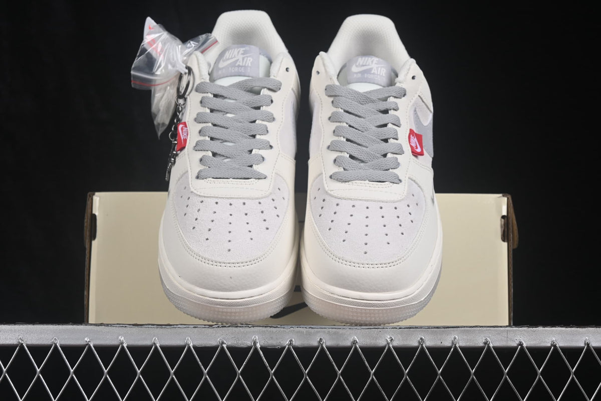 Front view of the pair displayed on a shoebox.