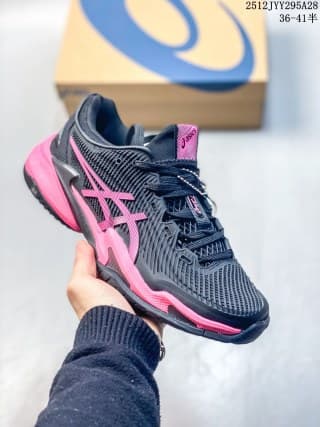 Black and pink ASICS SKY ELITE FF 3 sneaker with a contrasting pink outsole accent.