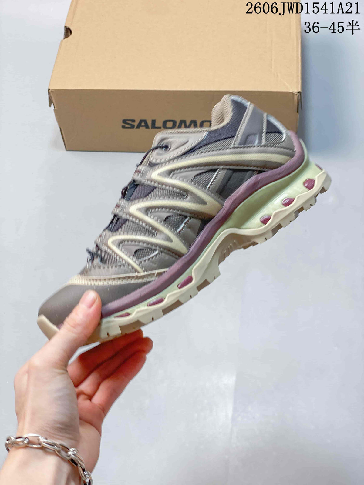 Side view of the Salomon XT-Quest ADV shoe