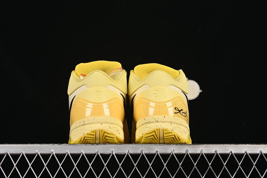 Rear view of both shoes with heel details