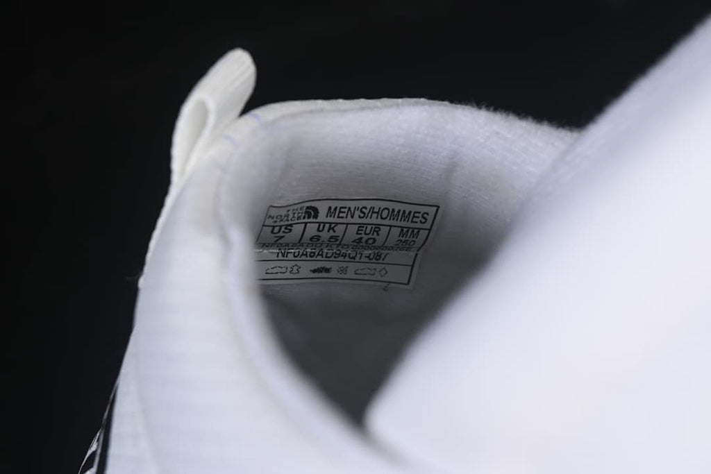 Interior size label showing men's US 6.5 and EU 40