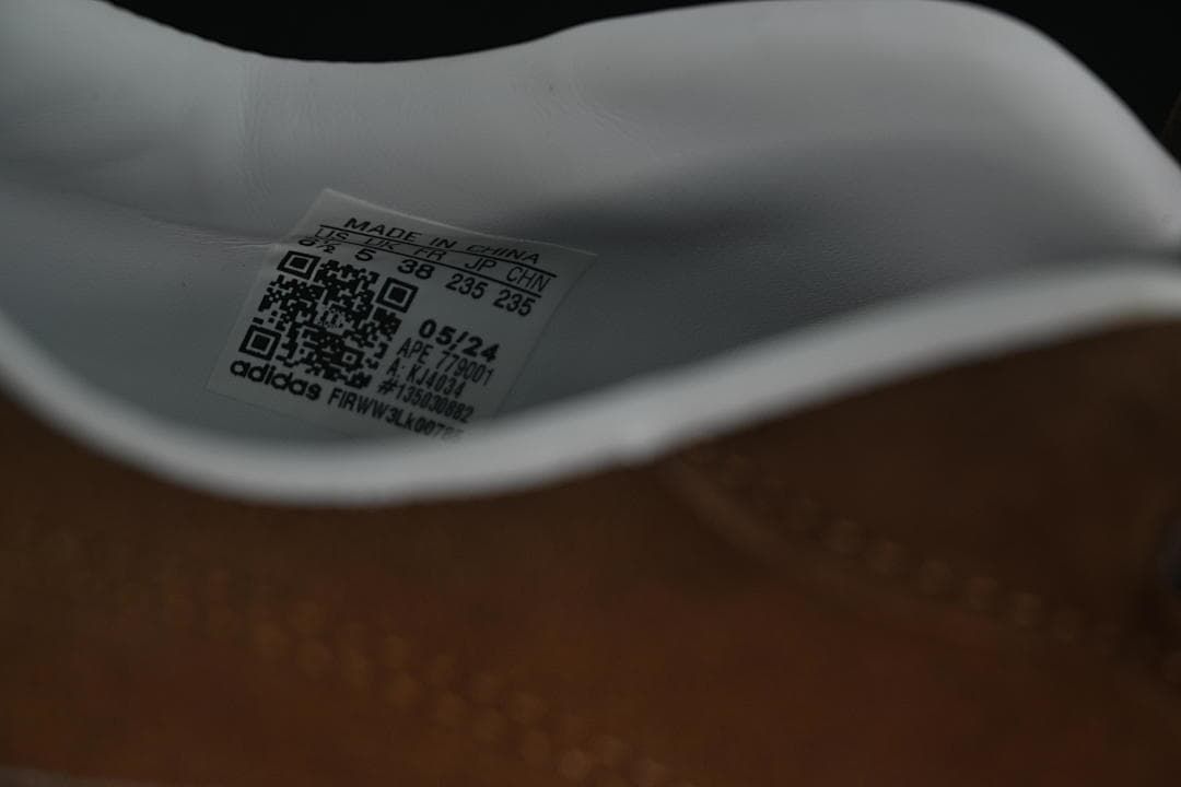 Interior size label showing EU 38 and JP 235