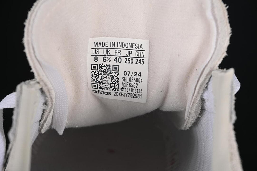 Close-up of the shoe label showing size and model information