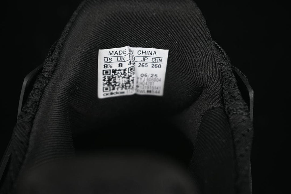 Inside tongue size label, showing a sample shoe size.
