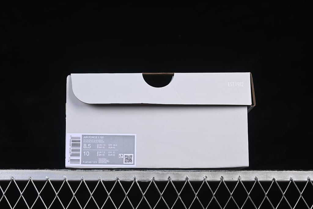 Shoebox label showing Air Force 1 ’07, style code FJ4146-123 and sample size EU 42