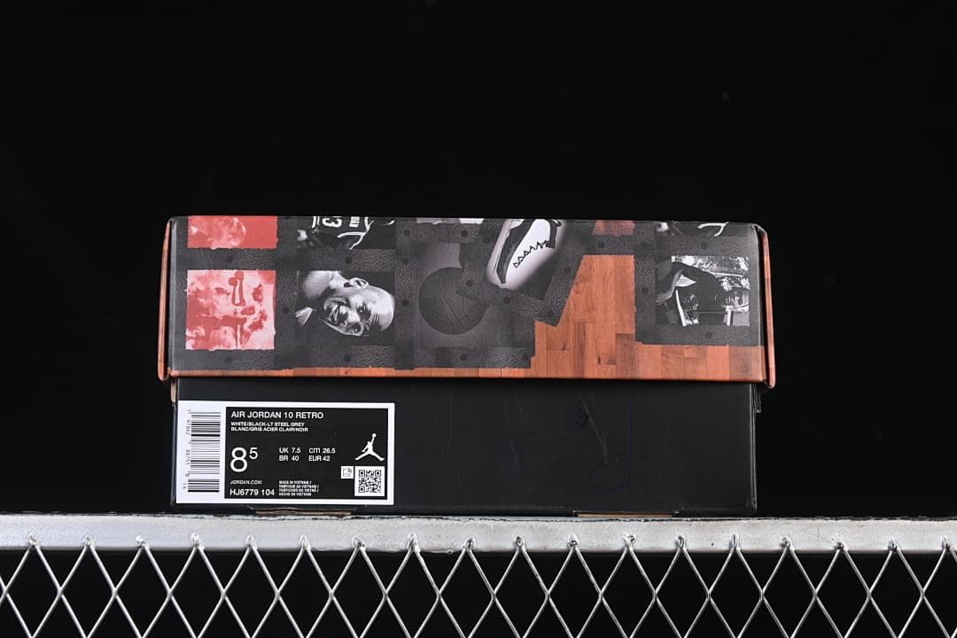 Shoe box label identifying the Air Jordan 10 Retro and showing sample size details