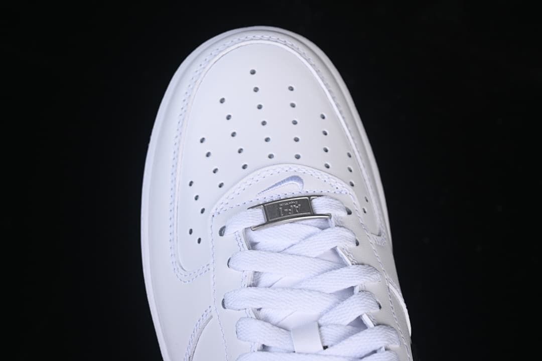 Top view of perforated toe and lace dubrae