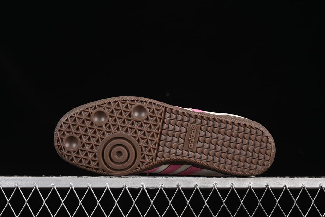 Underside view showing the patterned gum outsole