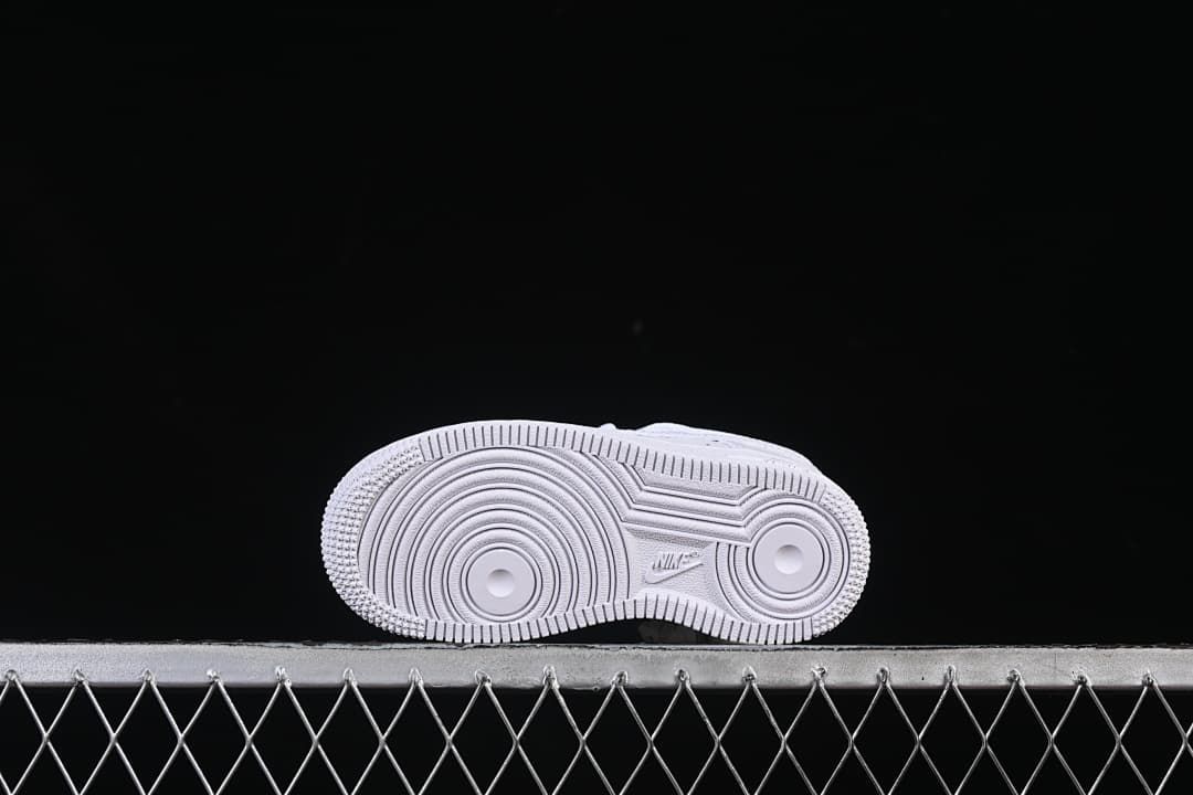 Underside of the sneaker with circular outsole tread