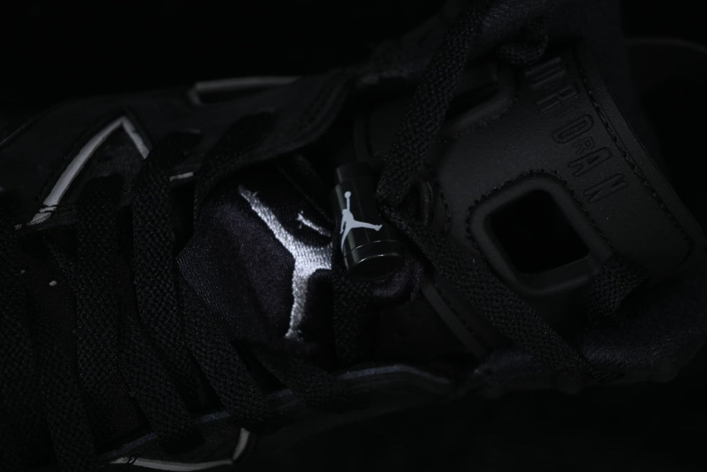 Close-up of the tongue, laces and Jumpman-branded lace lock.
