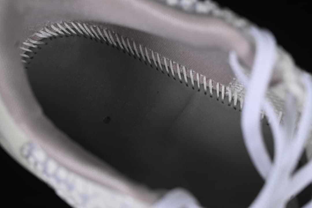 Close-up of the shoe collar and interior lining