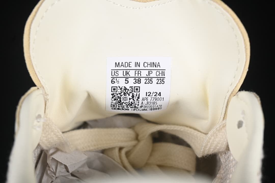 Tongue size label showing sample sizing and model code JI3185