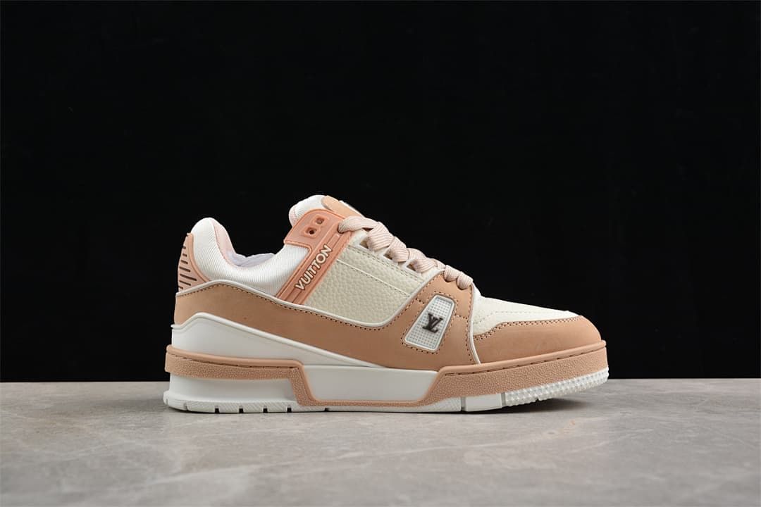 Side profile of the sneaker with layered panels and two-tone sole
