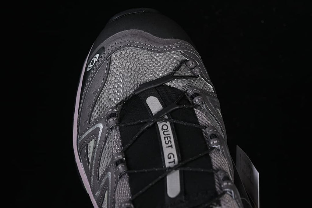 Top view of the toe and lacing area