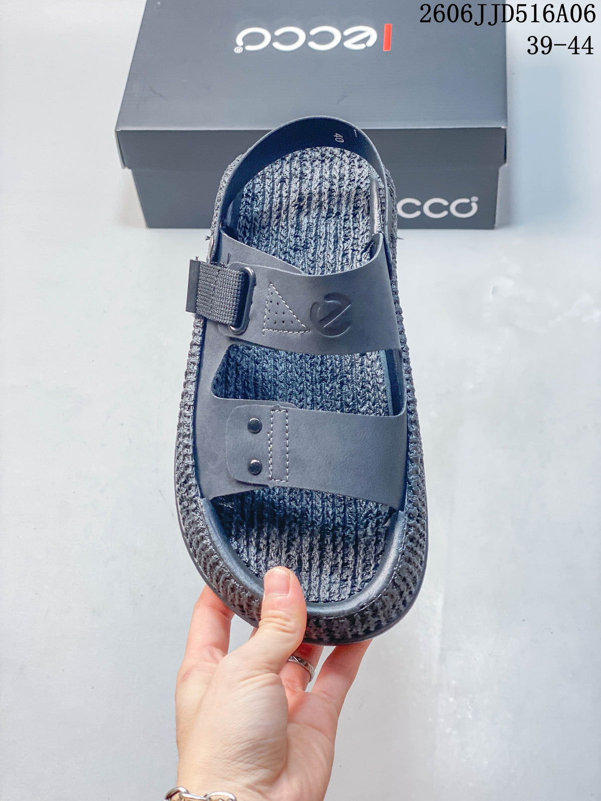 Top-down view of the sandal with two broad straps and textured footbed; the image shows size range 39–44.