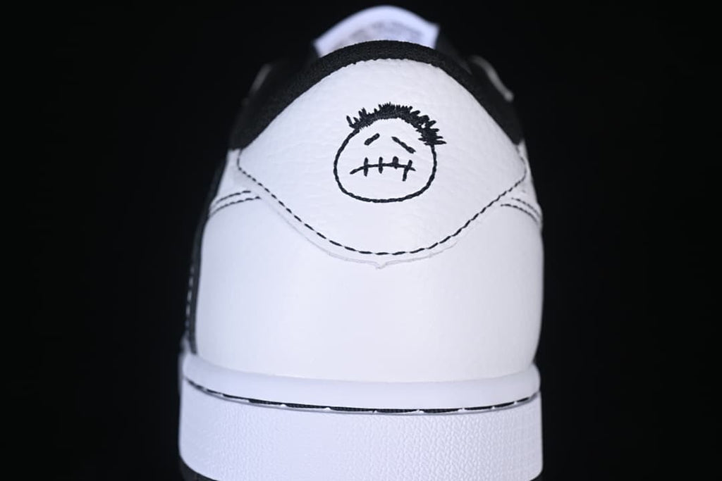 Rear view showing a small graphic on one heel tab.