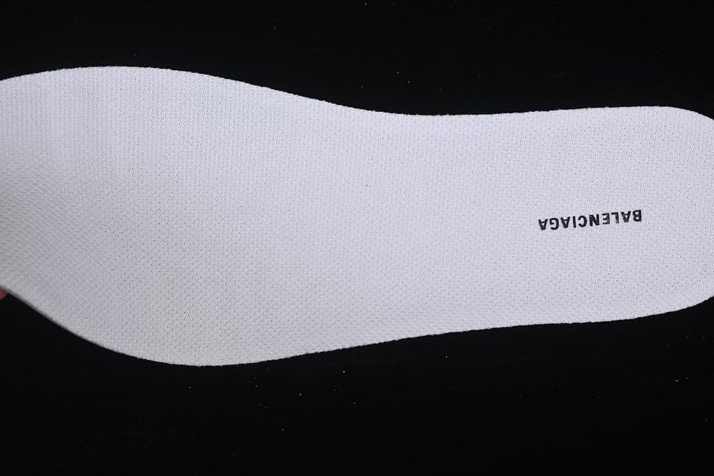 Close-up of the removable insole