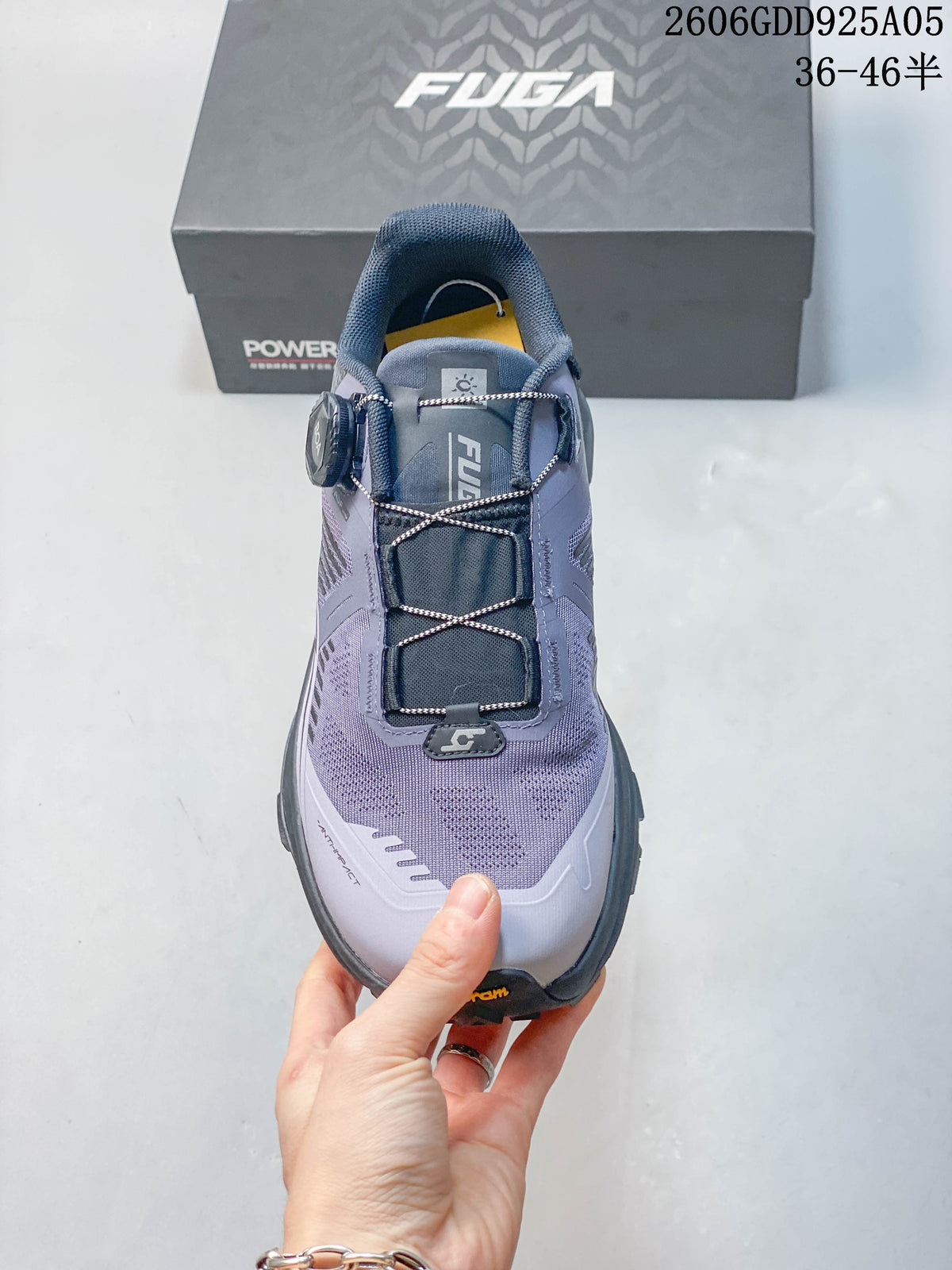 Top view of the FUGA EX3 shoe and its dial-adjustable lacing