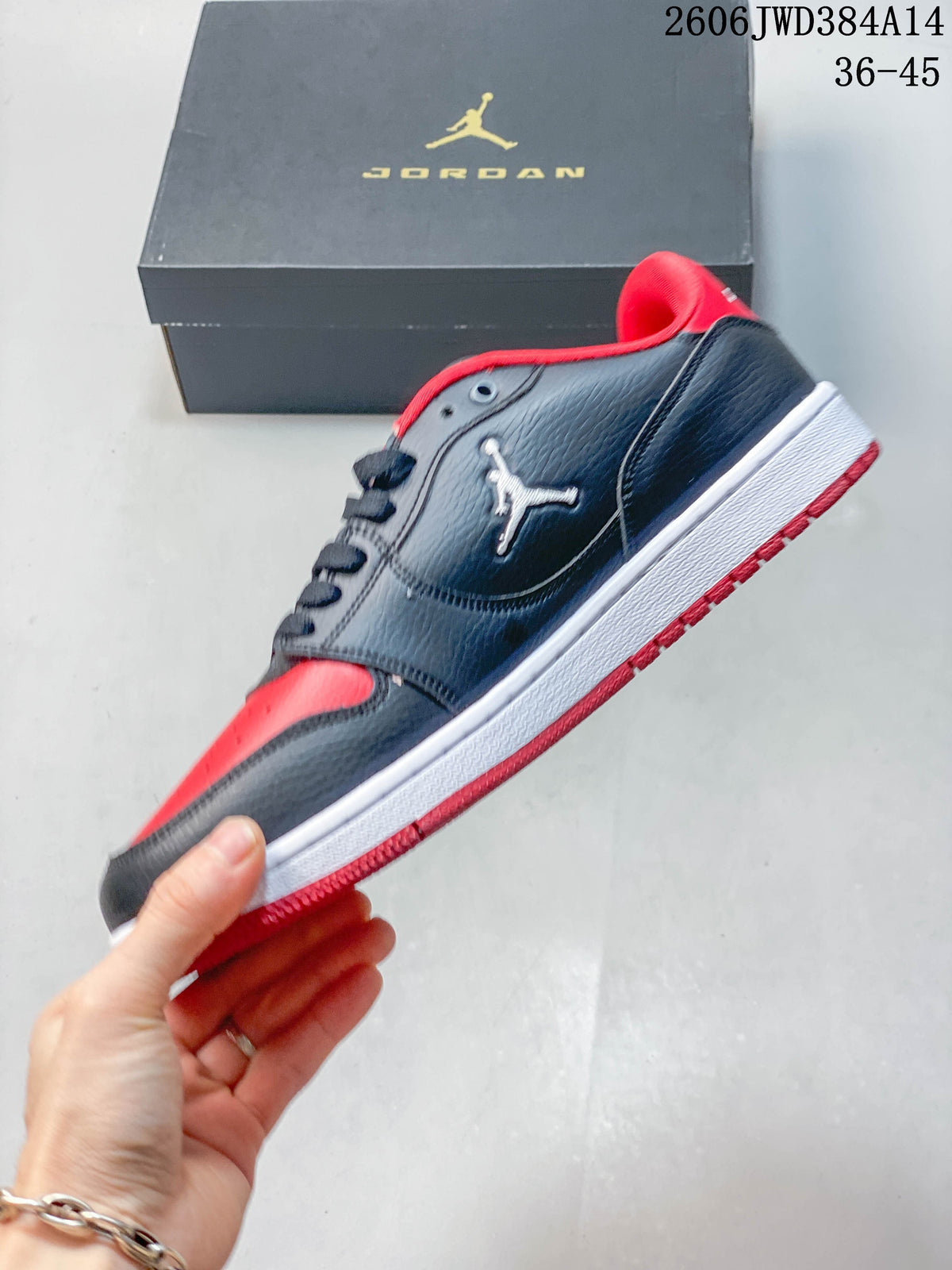 Side profile showing the navy and red Jordan Court Connect color blocking