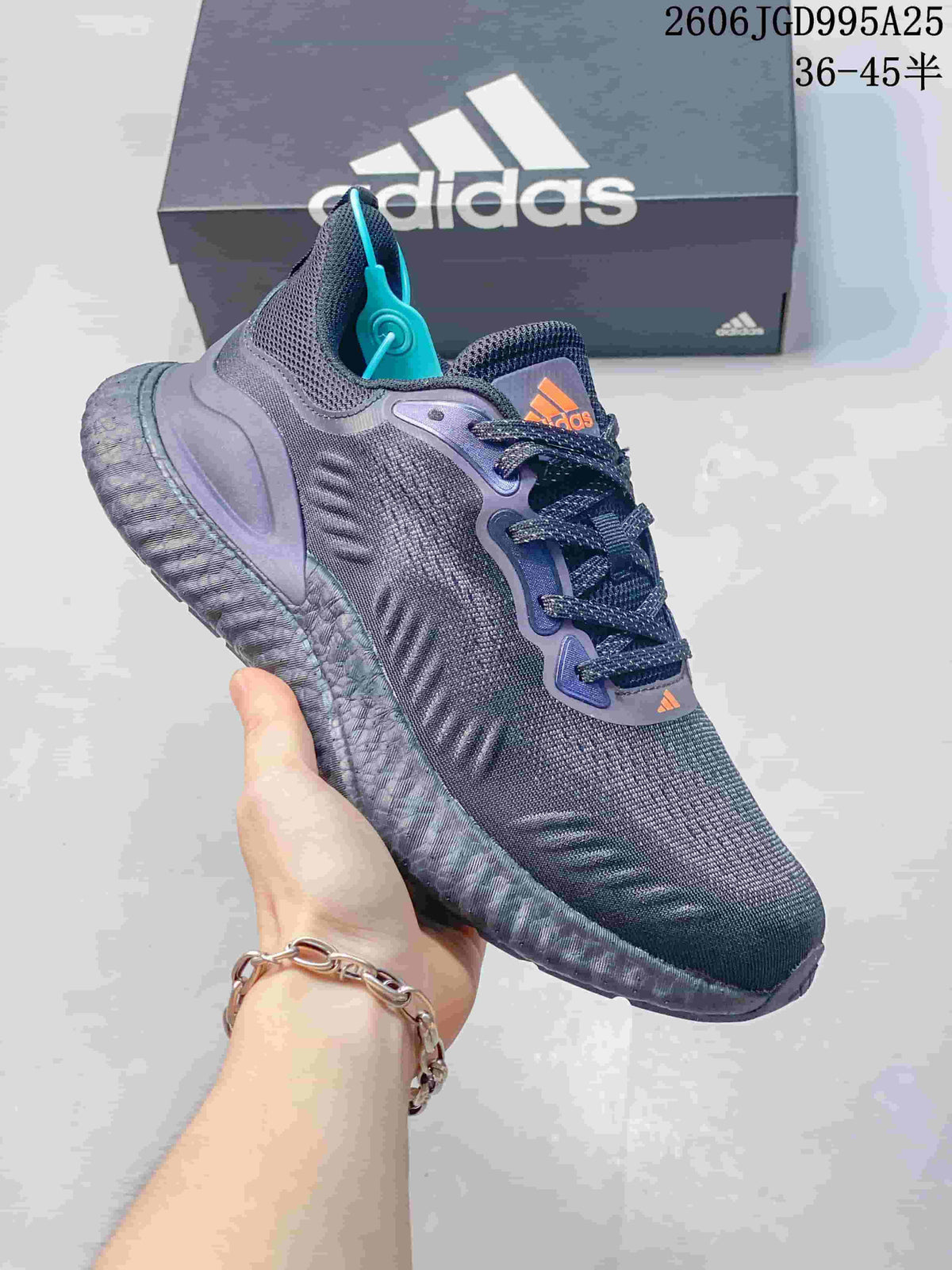 Dark gray adidas Switch FWD M sneaker with a textured dark sole