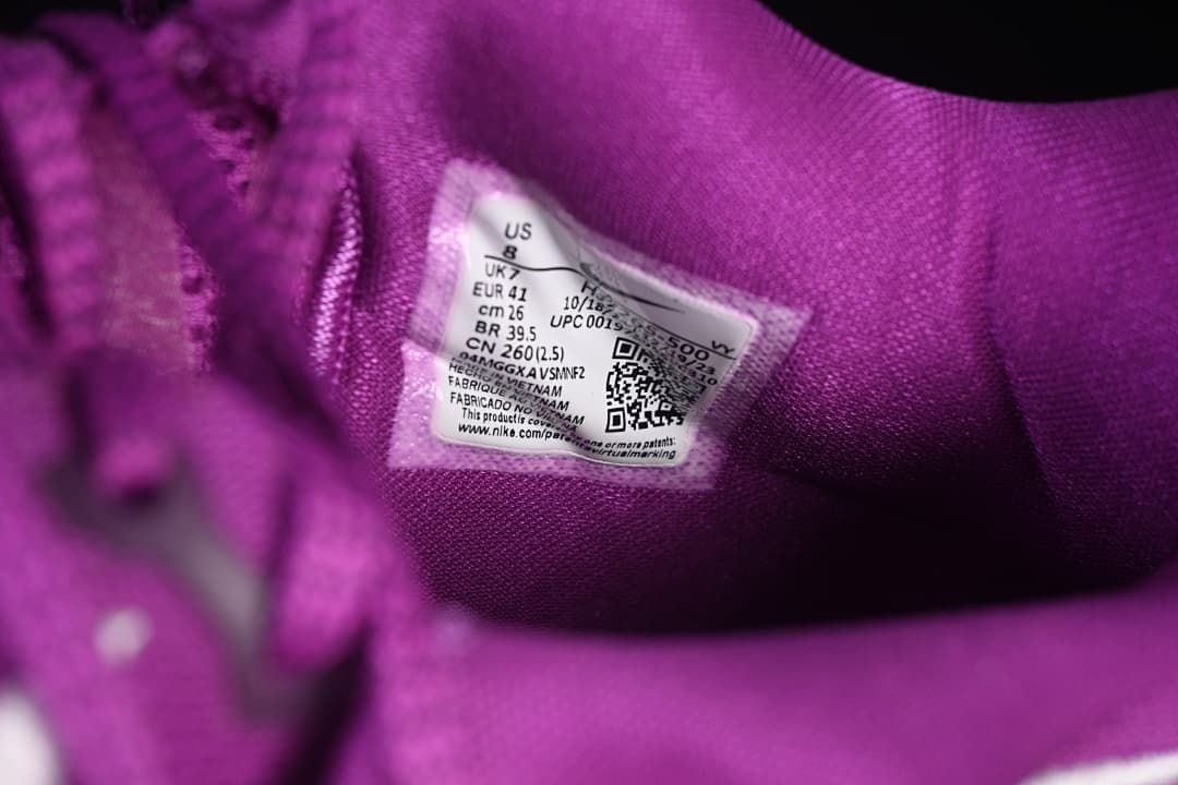 Interior size label showing US 8, EU 41, and CM 26