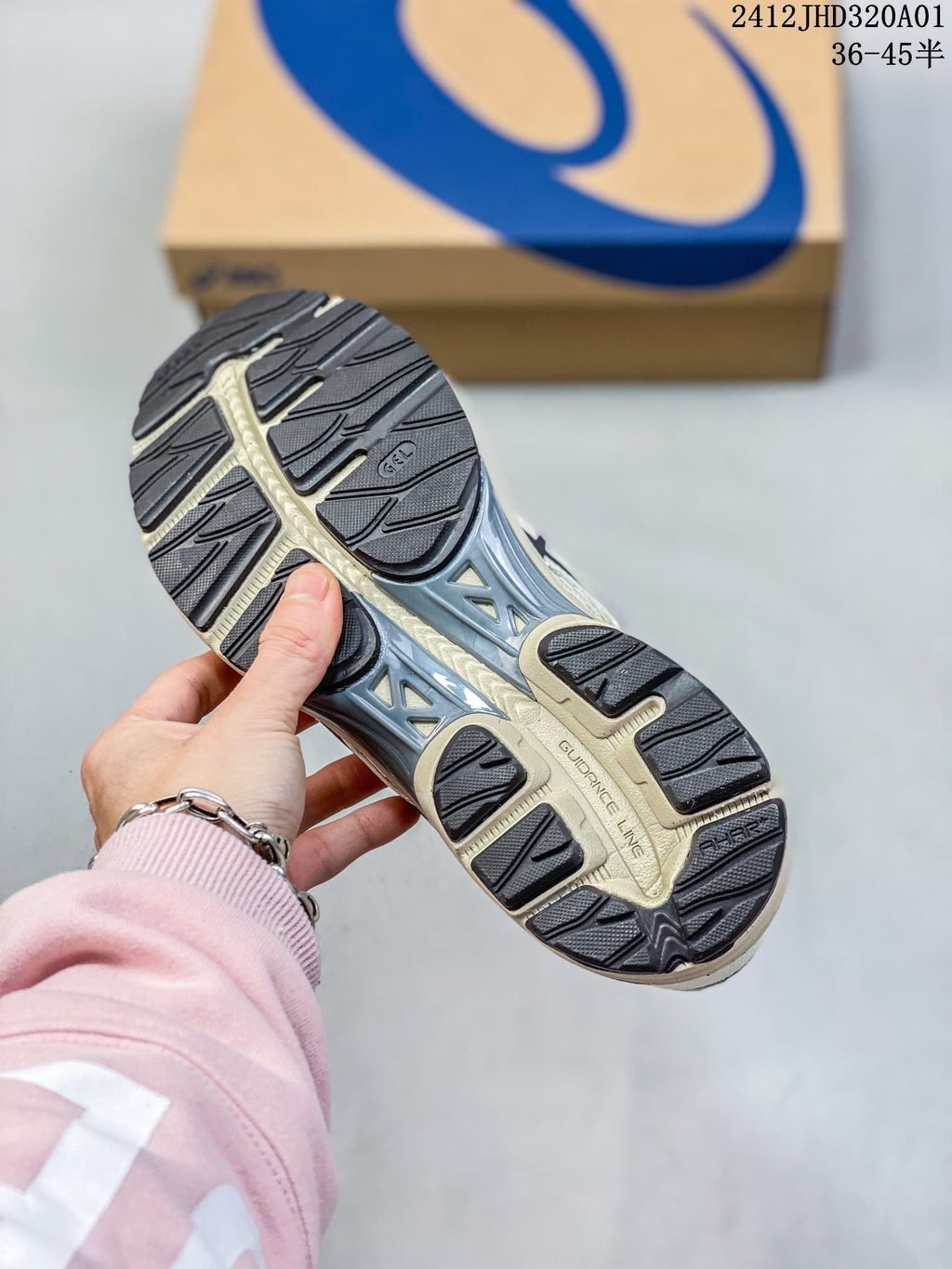 Underside of an ASICS GEL-KAHANA 8 shoe showing patterned outsole tread