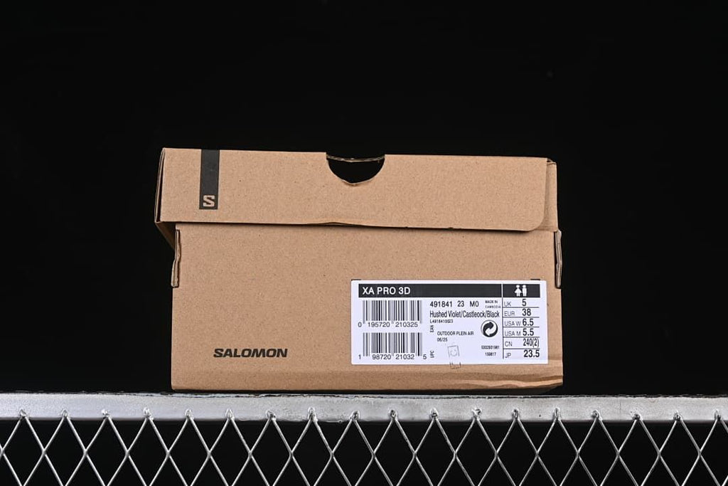 Shoe box label identifying XA PRO 3D, Hushed Violet/Castleock/Black, and EU 38