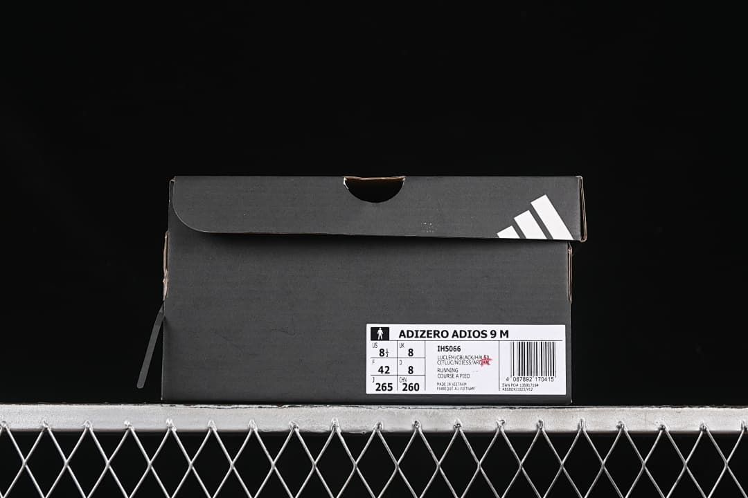 Shoe box label identifying the Adizero Adios 9 M and photographed size