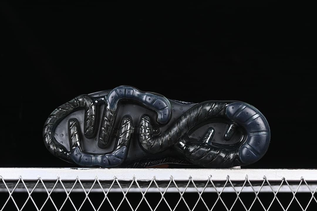 Underside view of the shoe outsole