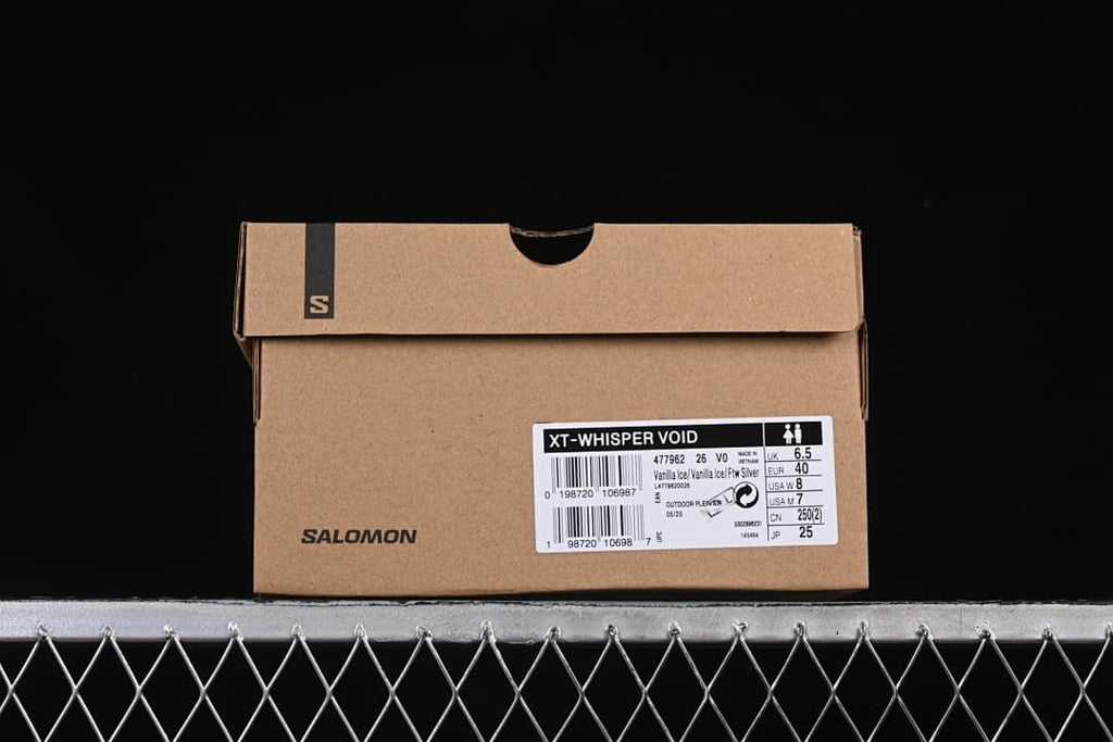 Shoebox label identifying the XT-Whisper Void and size details