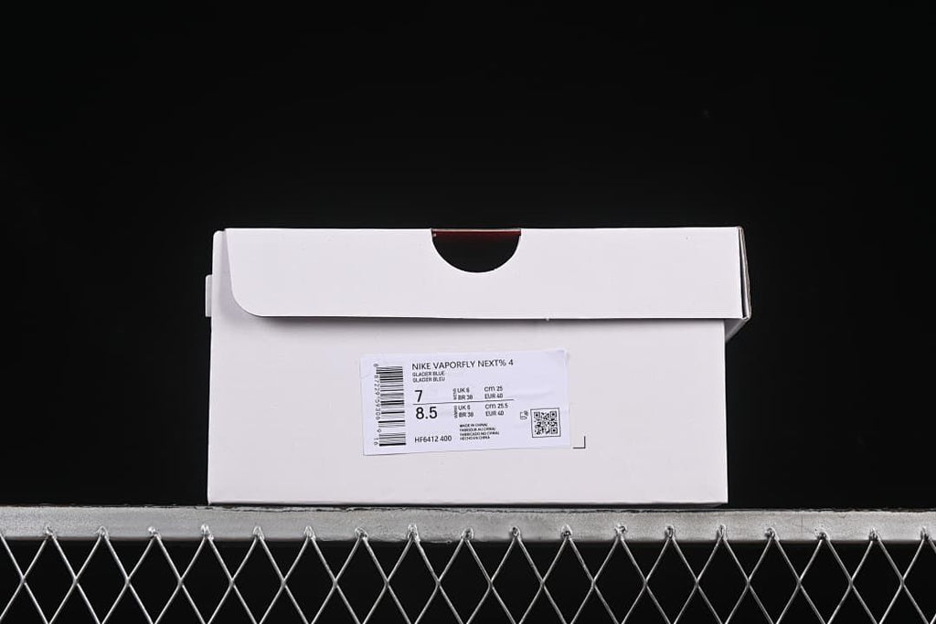 Shoe box label showing Nike Vaporfly NEXT% 4 and sample size information