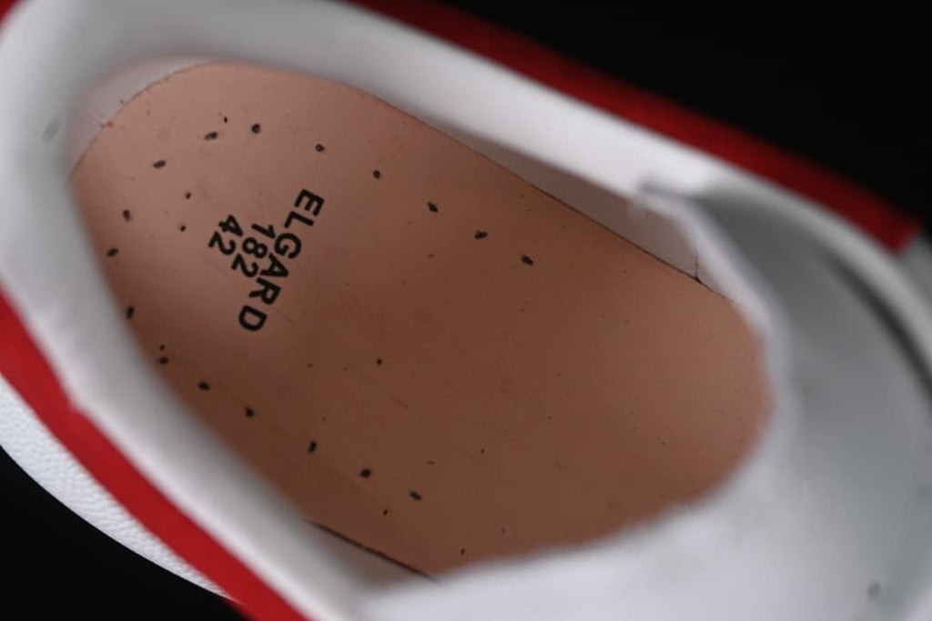 Interior view showing the insole marking and photographed size 42.