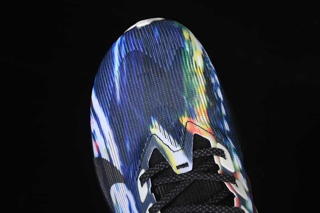 Top view of the multicolor printed toe and black laces
